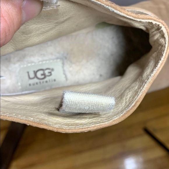 Ugg cowboy style leather boots - Picture 11 of 11